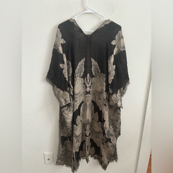 NWOT Womens Lightweight Whimsigoth Kimono Cardigan Floral One Size Cover up - Picture 2 of 6